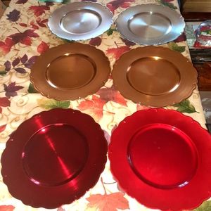 *bogo* 6 charger plastic plates